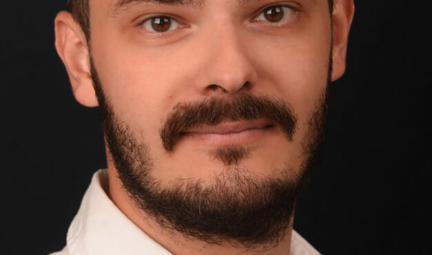 Dr. Hriczó-Koperdák Gergely Konzerváló fogászat és fogpótlástan szakorvosa