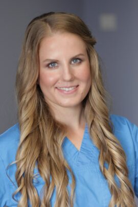 Dr. Kunszt Alexandra, Fogorvos, Endodontia szakorvos
