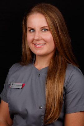 Dr. Kunszt Alexandra endodontus